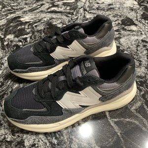 New Balance 57/40 Shoes Black Magnet M5740PSH  Mens Size 9 New